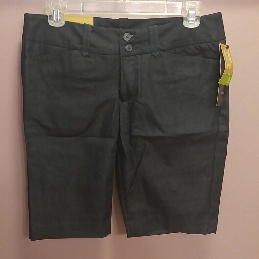 Knee length dress shorts